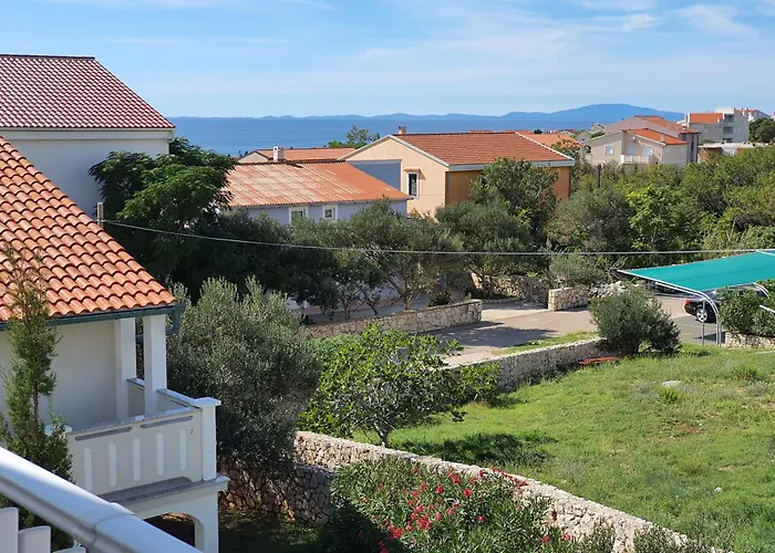 Trendy Apartments - Novalja